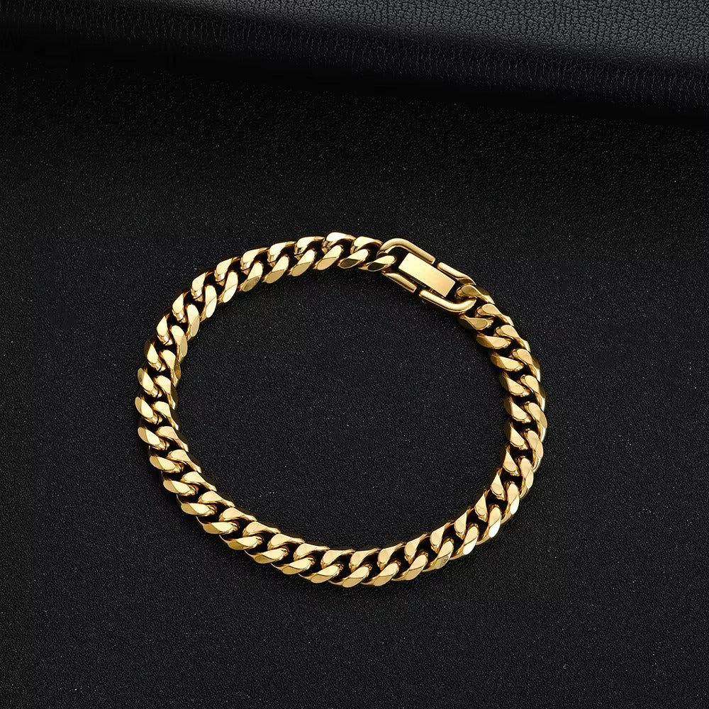 Cuban link bracelet